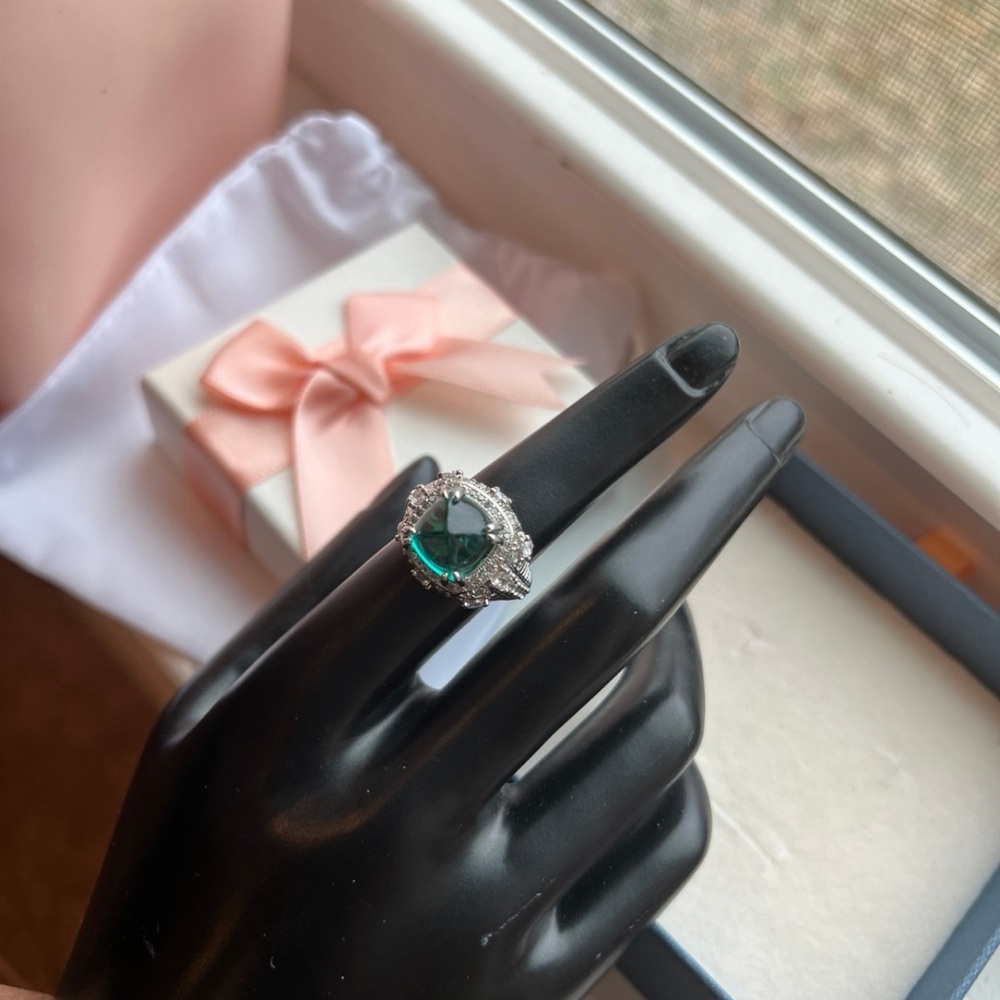 Unique Pyramid Shaped Emerald Statement Adjustabl… - image 8